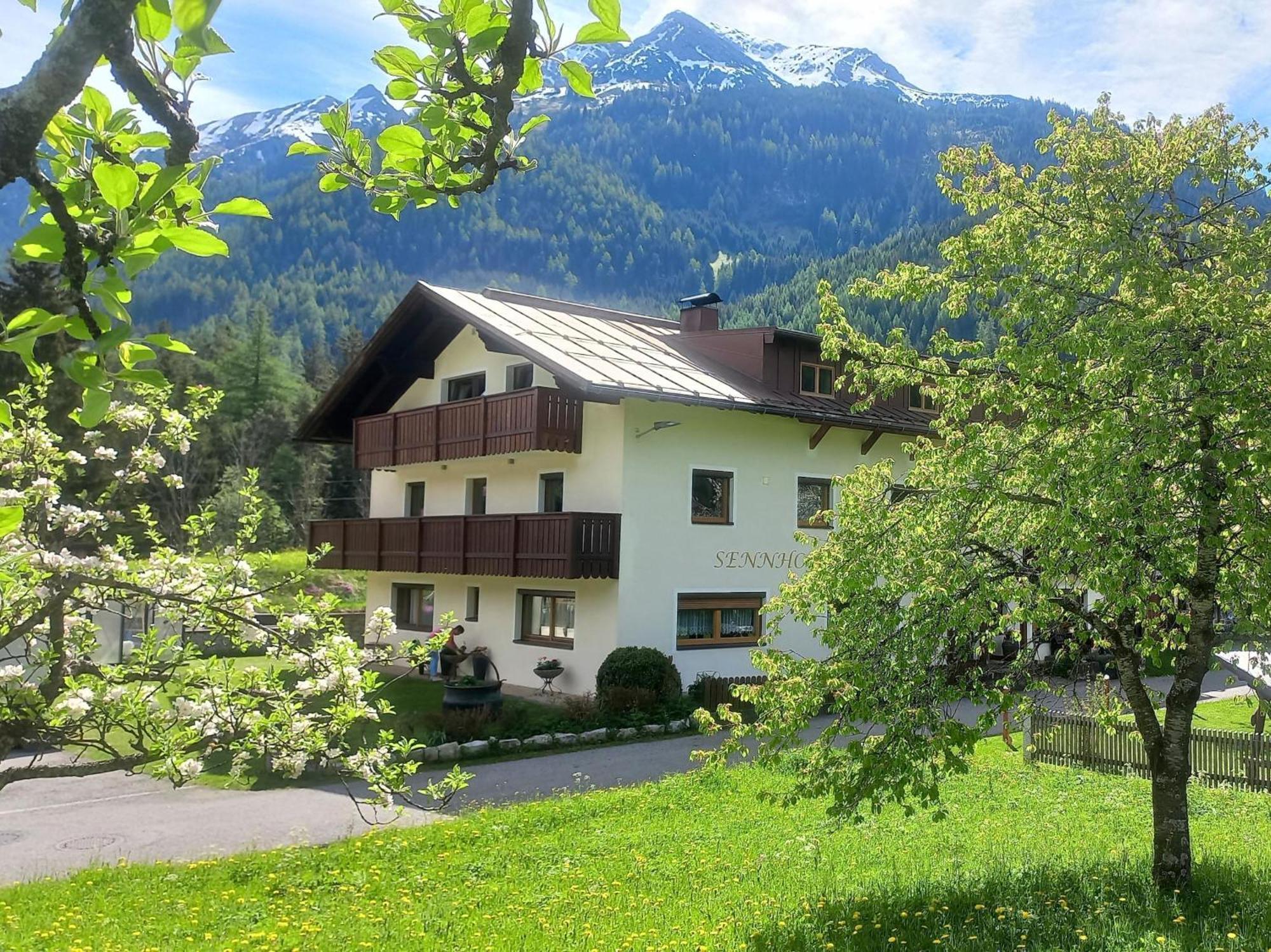 Апартаменты Sennhof Lechtal Бах Экстерьер фото